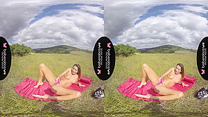 Vanessa Decker And Virtual Reality In Solo Girl Masturbates Outdoors, In Vr