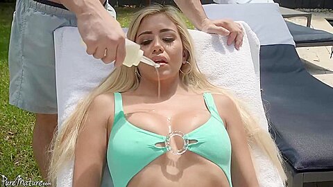 Caitlin Bell - Bikini Babe