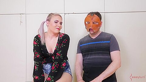 Olivia Kasady - S Ing For Ass Cream