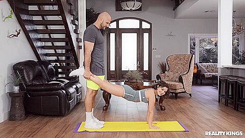 Competitive Couples Sexercise - Leana Lovings