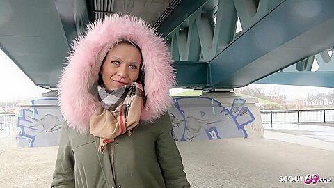 Teen 18+ Talk To Fuck In Porn At Real Street Casting In Berlin (+18)