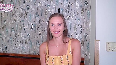 A Young Chick With An Intimate Haircut Tries Sex In Homemade Porn