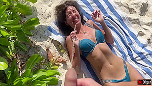 Pissed On Girl On A Public Beach - She Was Shocked 7 Min