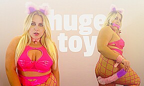 Cosplay Bbw Plays With Anal Cat Tail & Fucks Huge Dildo