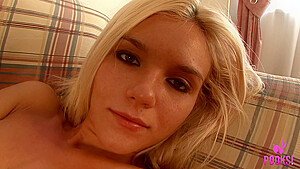 Nt -blonde Beauty Elizabeth, Masturbating To A Messy Climax!