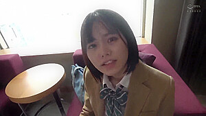 250405制服のニコちゃんをズコバコしたやつf